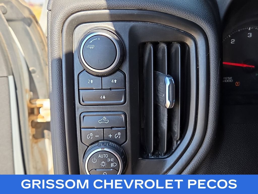 2023 Chevrolet Silverado 3500HD CC Work Truck