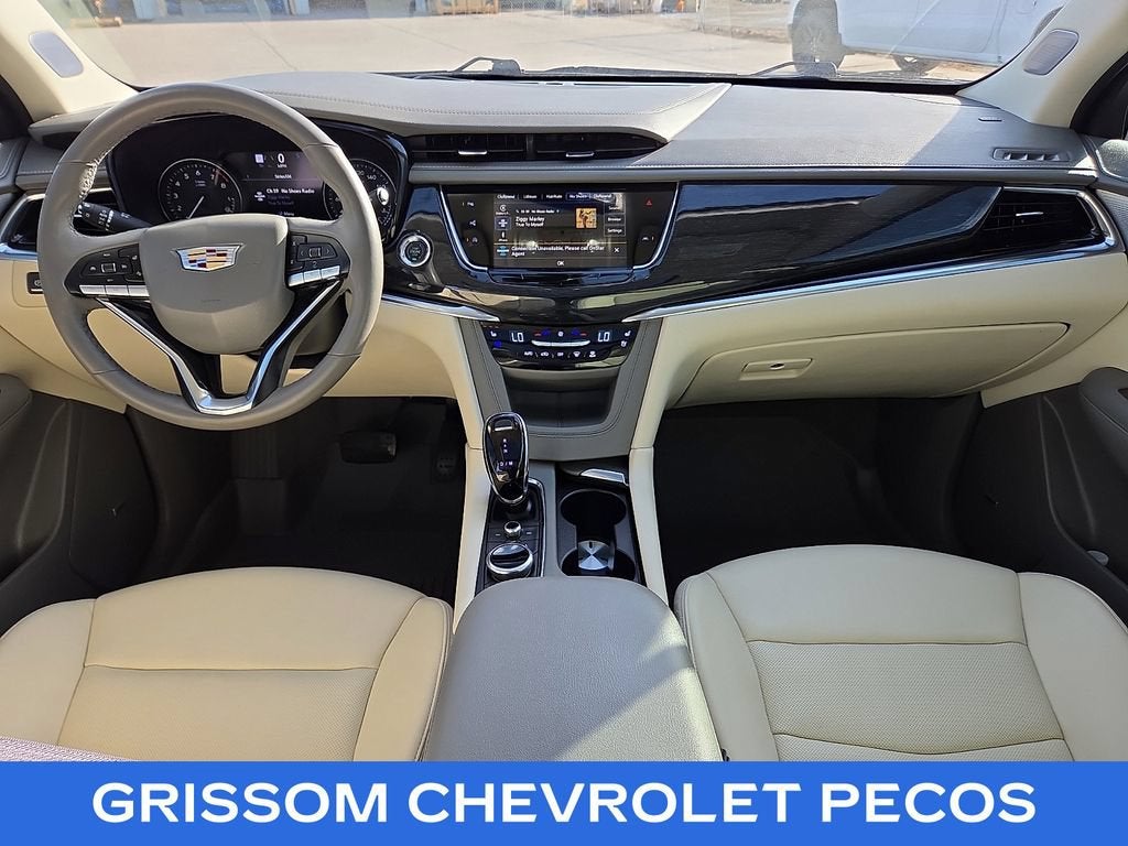 2025 Cadillac XT6 FWD Premium Luxury