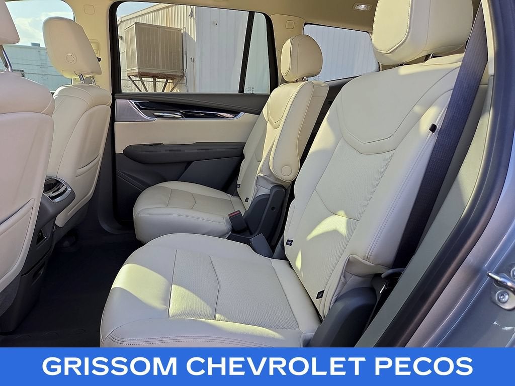 2025 Cadillac XT6 FWD Premium Luxury