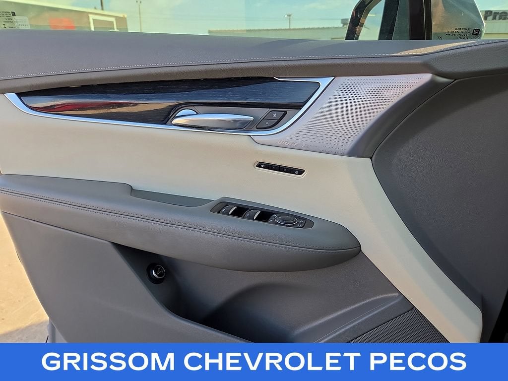 2025 Cadillac XT6 FWD Premium Luxury