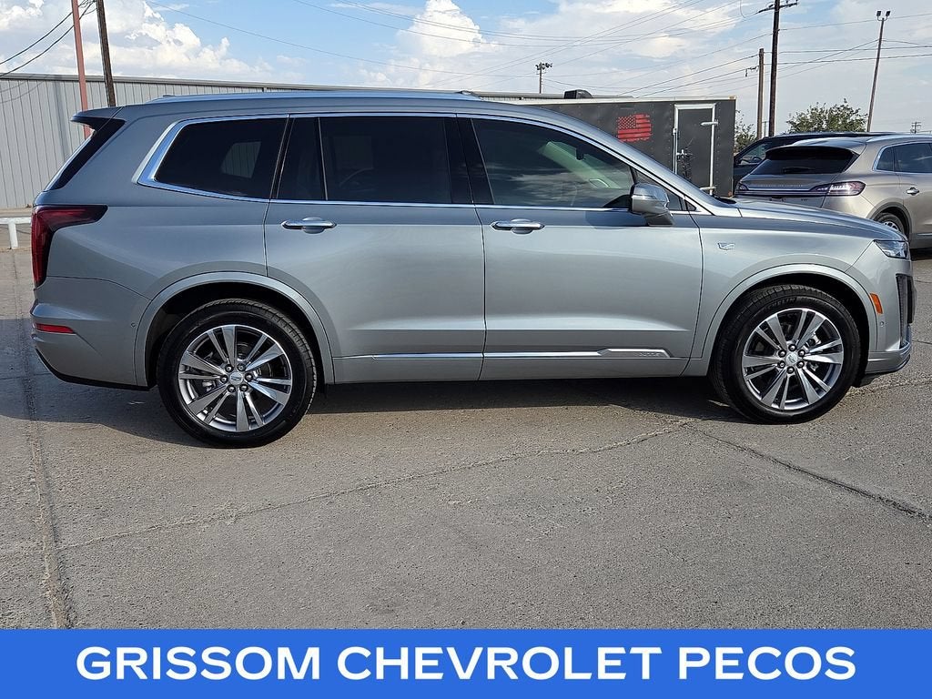 2025 Cadillac XT6 FWD Premium Luxury