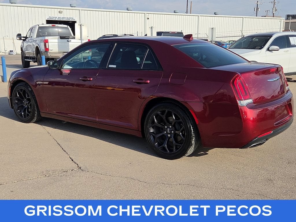 2019 Chrysler 300 Touring