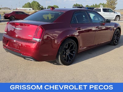 2019 Chrysler 300 Touring