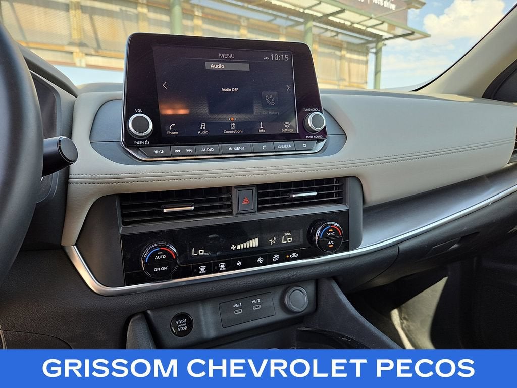 2025 Nissan Rogue SV