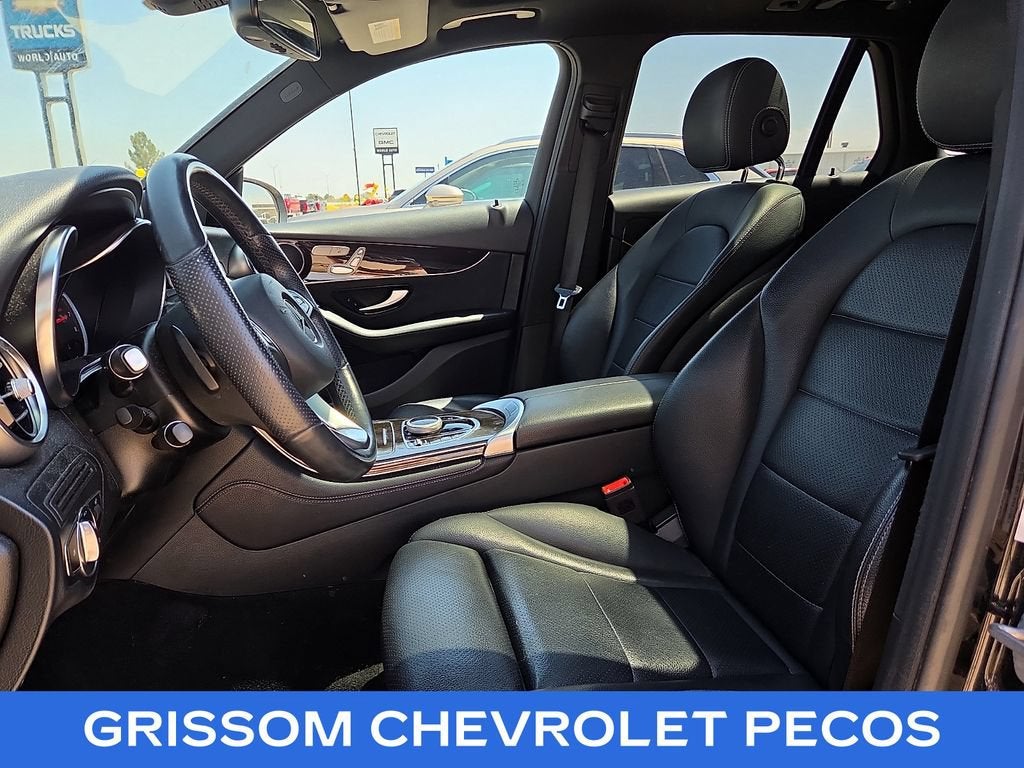 2019 Mercedes-Benz GLC 300 GLC 300